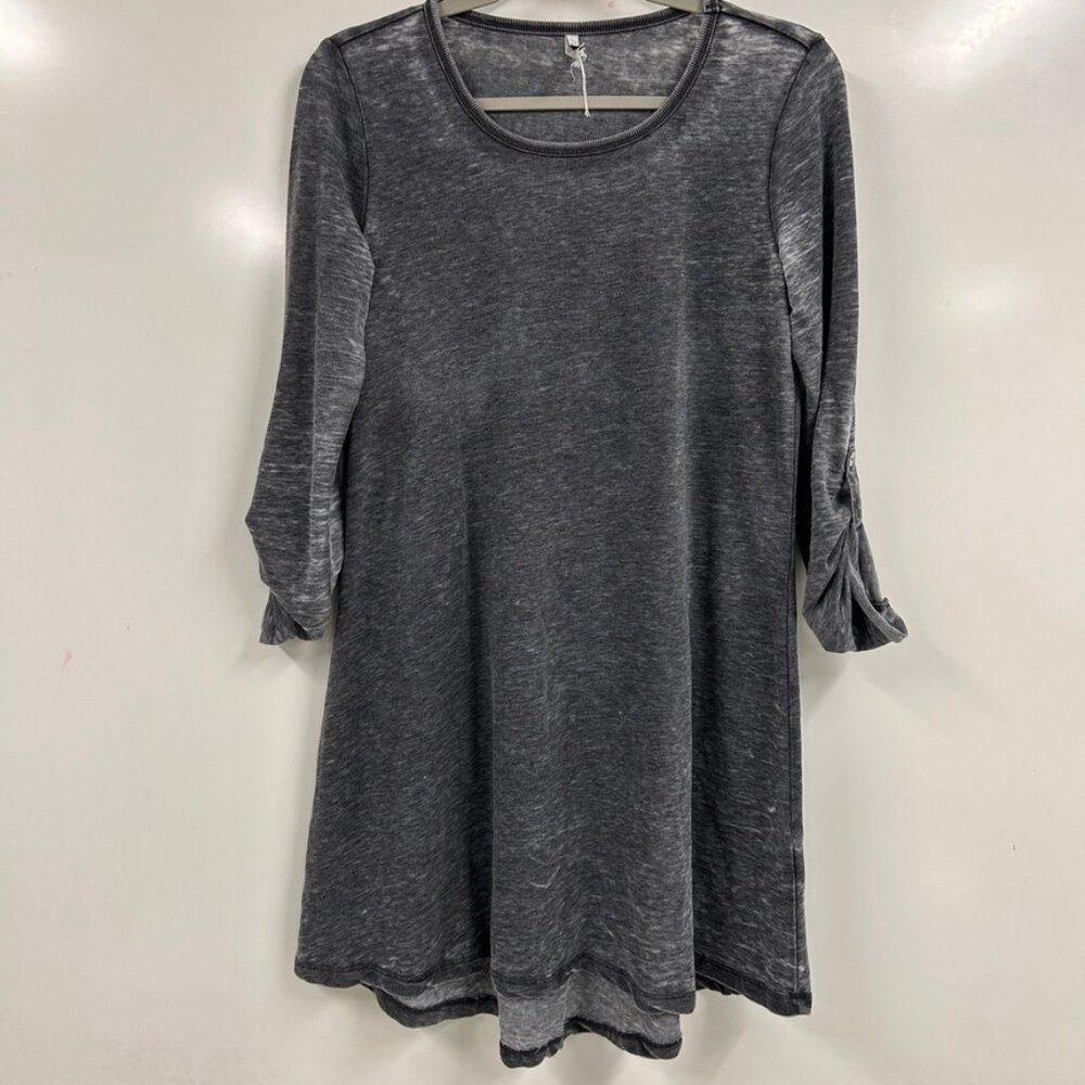 Soft Gray Swing Tunic Top | Minimalist Athleisure‎ Casual grundge gothic Chic